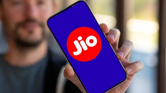 ಜಿಯೋ 8ನೇ ವಾರ್ಷಿಕೋತ್ಸವ; ಗ್ರಾಹಕರಿಗಾಗಿ 10GB ಡೇಟಾ ಮತ್ತು ಜೊಮ್ಯಾಟೊ ಗೋಲ್ಡ್​​ ಸದಸ್ಯತ್ವ ಉಚಿತ!