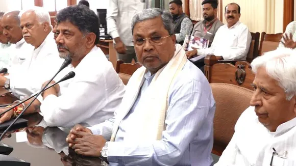 ಎಲ್ಲಾ ಕ್ಷೇತ್ರಗಳಿಗೂ 2,000 ಕೋಟಿ ಆಶ್ವಾಸನೆ.. ಬೆನ್ನಲ್ಲೇ ಶಾಸಕರಿಗೆ ಟಾಸ್ಕ್​ ಕೊಟ್ಟ ಸಿದ್ದರಾಮಯ್ಯ..!