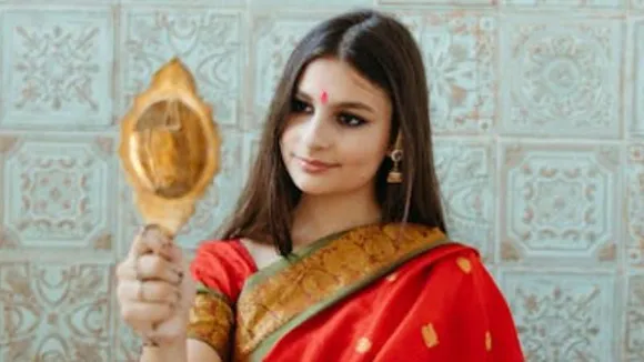 ಹೆಣ್ಣಿಗೆ ಕುಂಕುಮವೇ ಅಂದ ಚೆಂದ.. ಅದರ ಹಿಂದಿರುವ ವೈಜ್ಞಾನಿಕ ಕಾರಣವೇನು? ತಪ್ಪದೇ ಈ ಸ್ಟೋರಿ ಓದಿ!