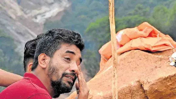 ಒಬ್ಬಂಟಿಯಾದ ನೌಫಲ್​.. ಪತ್ನಿ, ಮಕ್ಕಳು ಸೇರಿ ಕುಟುಂಬದ 11 ಜನರು ನಾಪತ್ತೆ.. ಸಿಗದ ಮೃತದೇಹ, ತಡೆಯಲಾರದ ದುಃಖ 