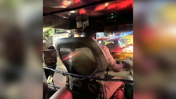Bengaluru: ಆಫೀಸ್​ ಚೇರ್​ ಬಳಸಿ ಆಟೋ ಓಡಿಸೋ ಡ್ರೈವರ್​.. ಸಖತ್​ ವೈರಲ್​ ಆಗುತ್ತಿದೆ ಪೋಸ್ಟ್​