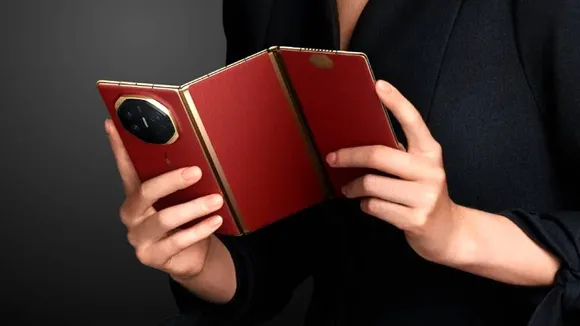 iPhone 16ಗೆ ಕಂಟಕವಾದ ಹುವೈ ಟ್ರಿಪಲ್​​ ಫೋಲ್ಡೆಬಲ್​ ​ಫೋನ್​! ಇದರ ಬೆಲೆಗೆ 2 ಬೈಕ್​ ಖರೀದಿಸಬಹುದು!
