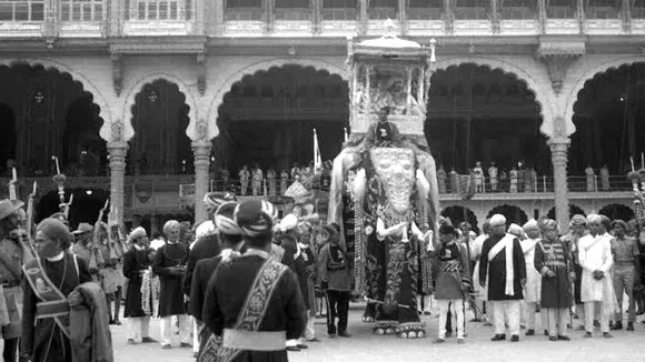 Mysore Dasara: ಮೈಸೂರು ದಸರಾ ಶುರುವಾಗಿದ್ದು ಹೇಗೆ? ಯಾವಾಗ? ಇಂಟ್ರೆಸ್ಟಿಂಗ್‌ ವಿಷಯಗಳು ಇಲ್ಲಿವೆ