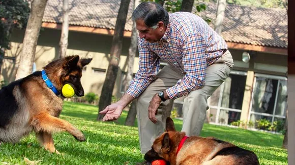 ಪ್ರೀತಿಯ ಶ್ವಾನಕ್ಕಾಗಿ ಪ್ರಿನ್ಸ್​ ಚಾರ್ಲ್ಸ್​ ಆಹ್ವಾನವನ್ನೇ ತಿರಸ್ಕರಿಸಿದ್ದ ರತನ್ ಟಾಟಾ; ಇದೊಂದು ಮನಮಿಡಿಯುವ ಕಥೆ!