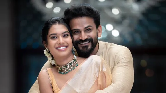 ಧನಂಜಯ್​ದ್ದು ಅರೇಂಜ್ಡ್ ಮ್ಯಾರೇಜಾ? ಡಾಲಿ, ಡಾಕ್ಟರ್‌ ಪ್ರೀತಿಯಲ್ಲಿ ಬಿದ್ದಿದ್ದು ಹೇಗೆ? ಲವ್‌ ಕಹಾನಿ ಇಲ್ಲಿದೆ