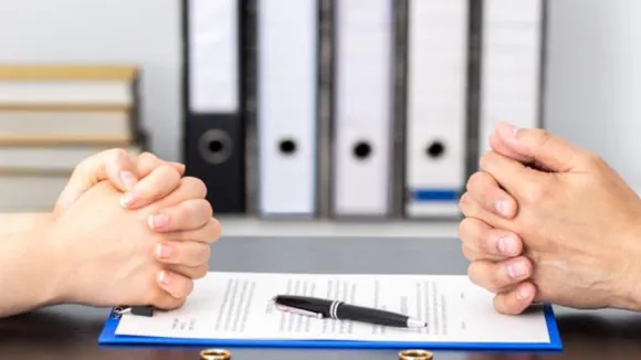 70 ವರ್ಷದ ಪತಿಗೆ ವಿಚ್ಛೇದನ ನೀಡಿದ 73 ವರ್ಷದ ಪತ್ನಿ; ಜೀವನಾಂಶ ನೀಡಲು ರೈತ ಮಾಡಿದ್ದೇನು?