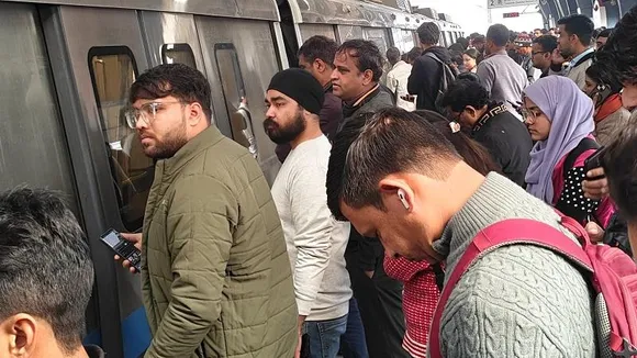 DMRC: ಮೆಟ್ರೋದಲ್ಲಿ 40 ಲಕ್ಷ ಕ್ಯಾಶ್​​, 89 ಲ್ಯಾಪ್‌ಟಾಪ್‌, 193 ಮೊಬೈಲ್‌ ಪತ್ತೆ; ಏನಿದು ಸ್ಟೋರಿ?