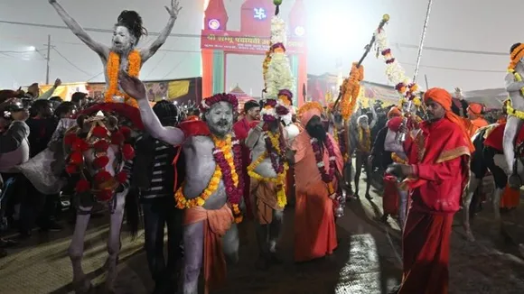 ಆ ಅಘೋರಿ ಭವಿಷ್ಯವೇ ನಿಜವಾಯ್ತಾ? 30 ದಿನದ ಕುಂಭಮೇಳದಲ್ಲಿ 7 ಸಲ ಅಗ್ನಿ ಪ್ರಮಾದ! ಕಾರ್ಣಿಕದ ಪ್ರಭಾವವೇ?