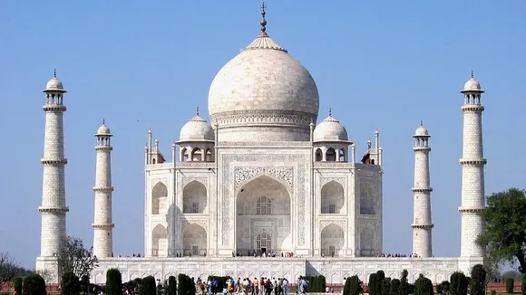 ₹7 ಲಕ್ಷಕ್ಕೆ ತಾಜ್​ ಮಹಲ್ ಮಾರಾಟಕ್ಕೆ ಮುಂದಾಗಿದ್ದ ಬ್ರಿಟೀಷರು; ಕೊನೆಗೆ ಹಿಂದೆ ಸರಿದಿದ್ದಕ್ಕೆ ಕಾರಣ ಇಲ್ಲಿದೆ!