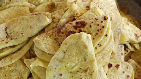 ಹೋಳಿಗೆ ಪ್ರಿಯರಿಗೆ ಸಿಹಿ ಸುದ್ದಿ.. ಯುಗಾದಿ ಹಬ್ಬಕ್ಕೂ ಮುನ್ನ ತೊಗರಿಬೇಳೆ ದರ ಇಳಿಕೆ! ಎಷ್ಟಿತ್ತು? ಎಷ್ಟಾಗಿದೆ?