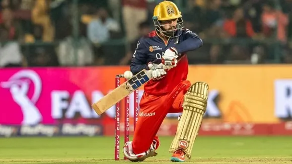 RCB ವಿಕೆಟ್ ಕೀಪರ್​ ಸೇರಿ 5 ಪ್ಲೇಯರ್ಸ್​ಗೆ ಬಿಗ್​ ಶಾಕ್​.. ಸೆಂಟ್ರಲ್​ ಕಂಟ್ರಾಕ್ಟರ್​​ನಿಂದ ಔಟ್