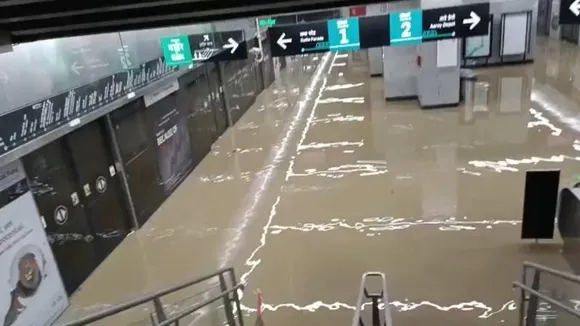 ಮುಂಬೈ ನಗರದಲ್ಲಿ ವರುಣಾರ್ಭಟ; ಮೆಟ್ರೋ ನಿಲ್ದಾಣದ ಅಂಡರ್​​ಗ್ರೌಂಡ್​ ತುಂಬೆಲ್ಲಾ ನೀರೋ ನೀರು..!