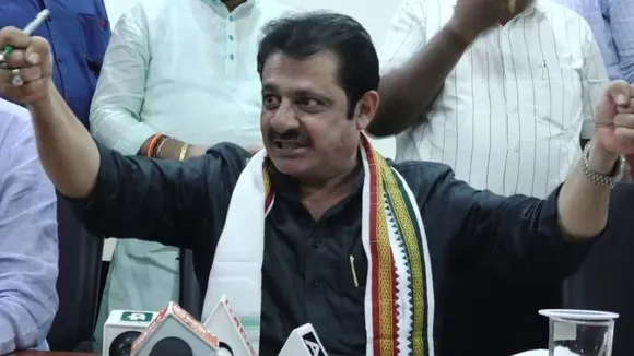 ಅಲ್ಲಾ ಮೇಲಾಣೆ.. ದೇಶಕ್ಕಾಗಿ ಪಾಕಿಸ್ತಾನದ ವಿರುದ್ಧ ಯುದ್ಧಕ್ಕೆ ಹೋಗ್ತೀನಿ- ಎದೆ ತಟ್ಟಿ ಎಕ್ಸೈಟ್ ಆದ ಜಮೀರ್..!