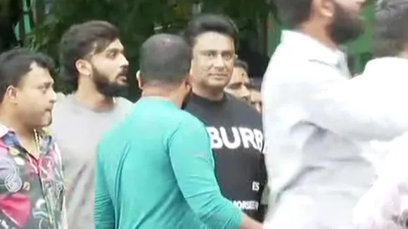 ದರ್ಶನ್ ಜಾಮೀನು ರದ್ದು ಅರ್ಜಿ ಮತ್ತೆ ಮುಂದೂಡಿದ ಸುಪ್ರೀಂ ಕೋರ್ಟ್​