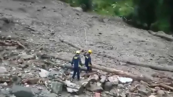 ಭಾರೀ ಮೇಘಸ್ಫೋಟ; ನಿರ್ಮಾಣ ಹಂತದ ಹೋಟೆಲ್​​ನಲ್ಲಿದ್ದ ಕಾರ್ಮಿಕರು ನಾಪತ್ತೆ!