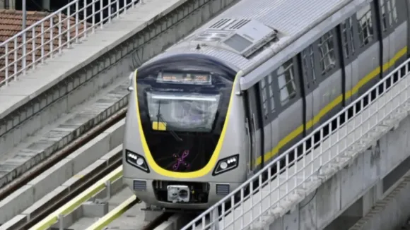 yellow-line-2025-10-29-12-40-02