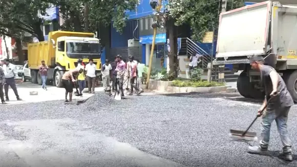road-repair-bengaluru-2025-09-23-13-10-51