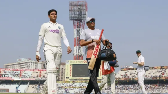 gill-2025-11-16-13-25-43