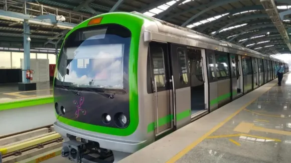 metro-new-year-services-2025-12-31-09-29-18