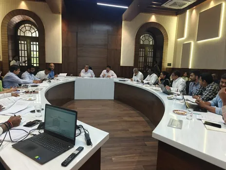 WhatsApp Image 2026-02-10 at 09.40.13