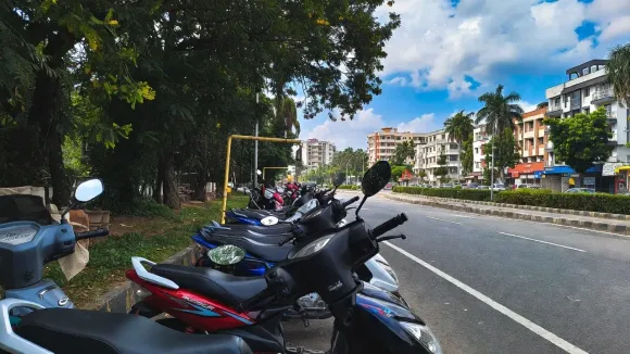 bengaluru-paid-parking-2025-12-20-20-26-58