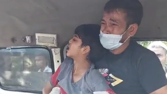 Ghaziabad: 14-year-old doesn’t report dog bite; dies on father’s arms