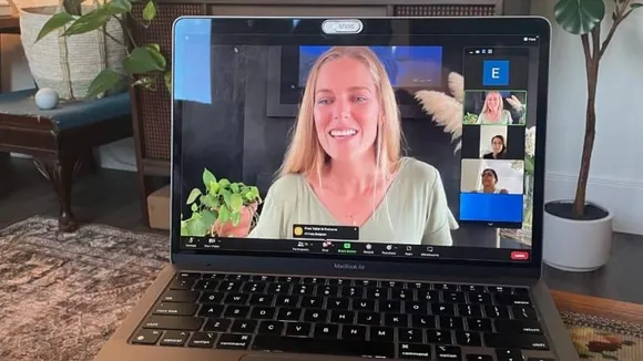 Spiritual healing of vision problems? Woman decided to find out