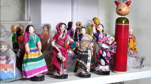 Wean away your kids from mobile phones with Channapattana toys!
