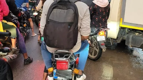 Bengaluru: Man uncovers number plate hidden by face mask, rider fined Rs 13,000