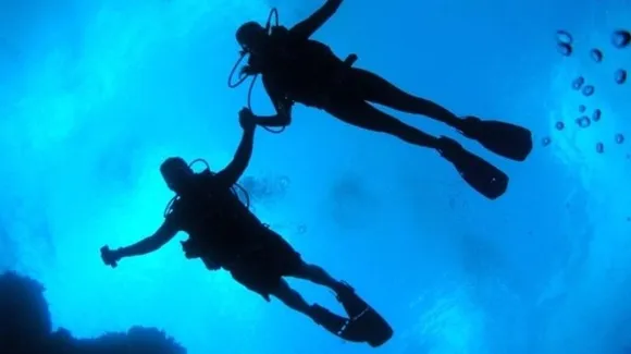 Bengaluru siblings become world's youngest certified scuba divers
