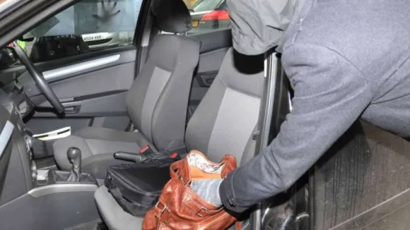 Bengaluru: Doctor’s stolen suitcase found inside bus in Chennai