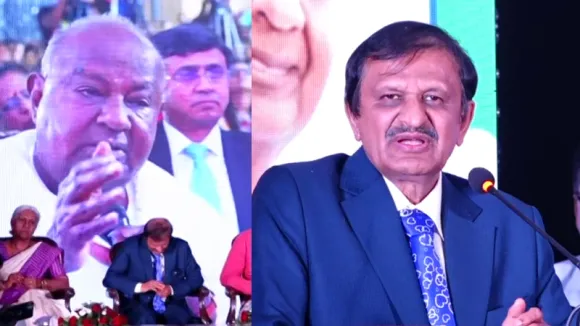 Bengaluru: Deve Gowda overcome with emotions during farewell of Jayadeva Director Dr C.N Manjunath