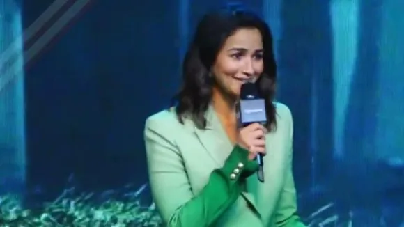 How does Alia Bhatt choose which film to work for?