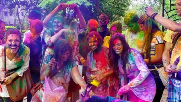 Bengaluru: SP Road Association launches 'Dry Holi Campaign' in light of water shortage