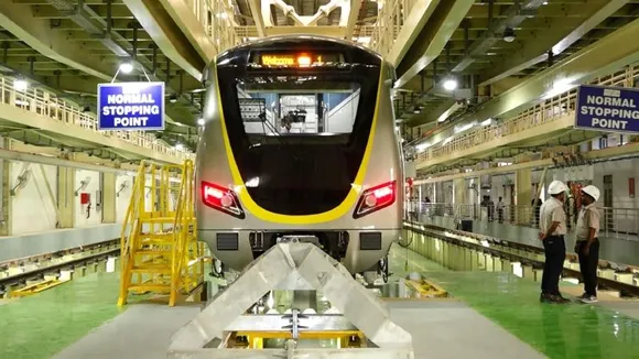 Bengaluru: BMRCL issues safety alert for Namma Metro Yellow Line electrification