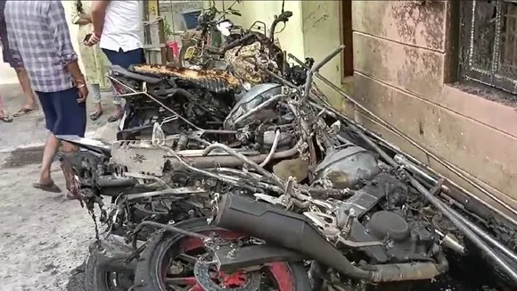  Bengaluru: 4 parked bikes outside a home burnt by miscreants