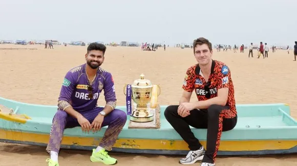 Shreyas Iyer and Pat Cummins exchange notes ahead of IPL 2024 final