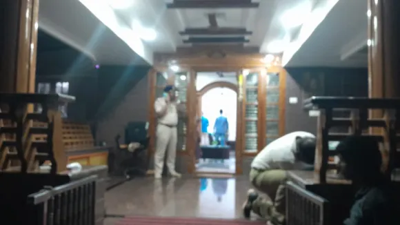 Karnataka: Businessman stabbed on shoulders; wife tied up before jewellery and cash was stolen