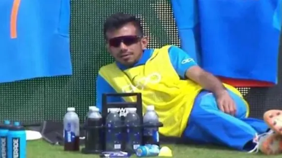 Sunil Gavaskar questions practice of bowlers taking drinks on boundary line in between their spell