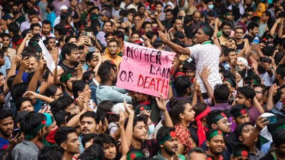 MEA cautions Indian travellers against visiting Bangladesh