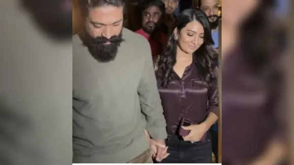 Yash and Radhika Pandit spotted enjoying a rainy evening in Mumbai