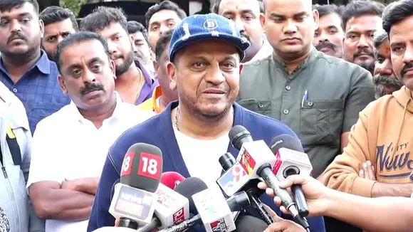 As Shivaraj Kumar leaves for US, fan rides 290kms to wish him speedy recovery