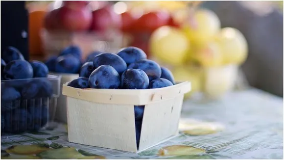 In a first, Karnataka's jamun fruits exported to London