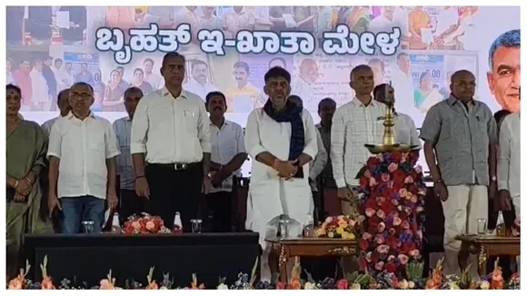 Bengaluru: Massive response to BBMP’s E-khata mela in Byatarayanapura