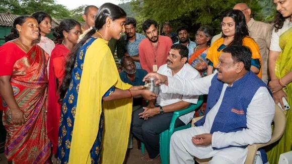 Tribal women becoming taxpayers- Union min applauds Isha’s support to tribal communities