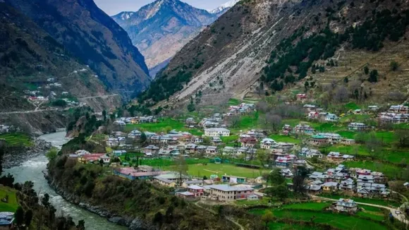 Kashmir vs PoJK_ Contrasts in Growth and Neglect Across the LoC