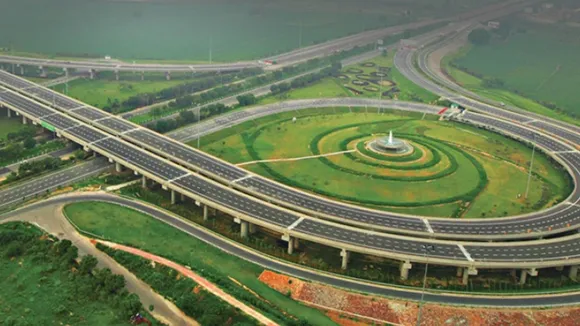 Noida-Yamuna Expressway: Speed limits of vehicles to be reduced from this date, here's why...
