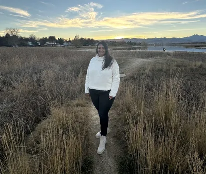 AI voice bot handling procurement calls to confirm pickups, payments, and releases in automotive logistics.