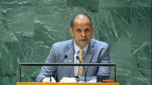 Vasant Baithak at the Consulate General of India, Shanghai, with diplomats and artists celebrating Indian classical music and dance.