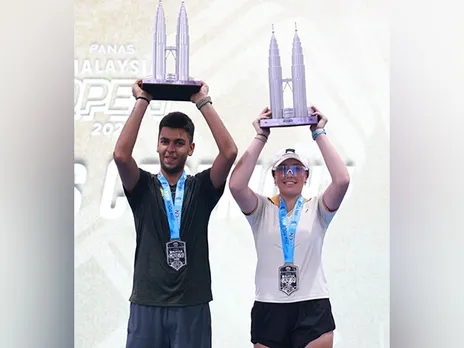 Vanshik Kapadia (left). (Photo: AIPA)